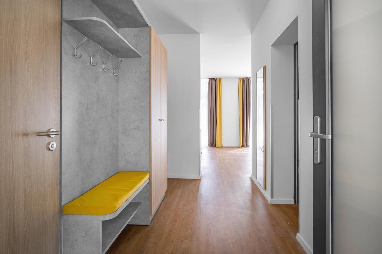Szent Bernadett Csaladi Apartmanhaz Siofok Exterior photo