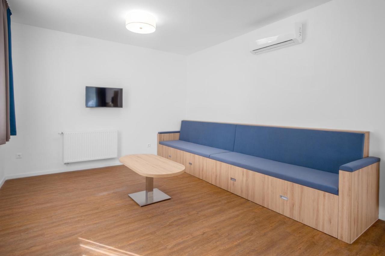 Szent Bernadett Csaladi Apartmanhaz Siofok Exterior photo